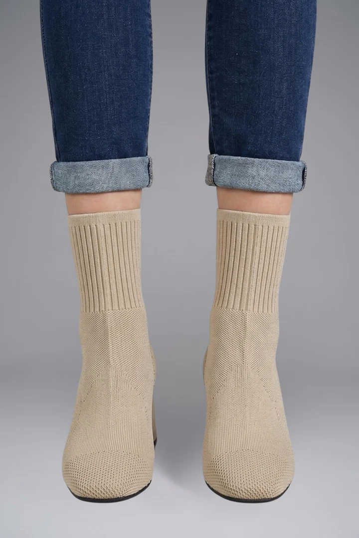 Women's Ankle Boots with Ribbed Stretch Collar for Fall - Image 9