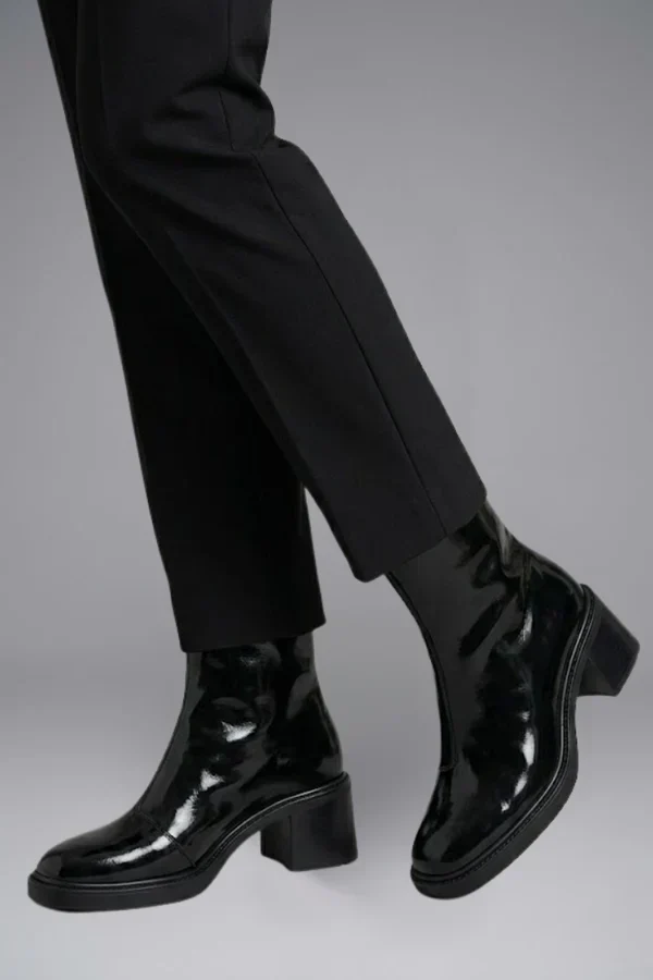 Women's Ankle Boots with Side Zipper Closure for Fall - Image 6