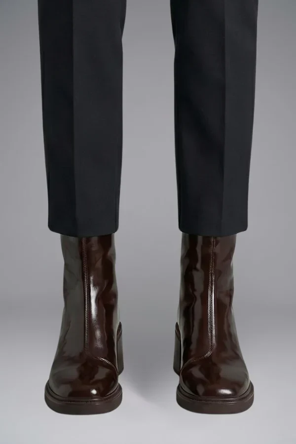 Women's Ankle Boots with Side Zipper Closure for Fall - Image 7