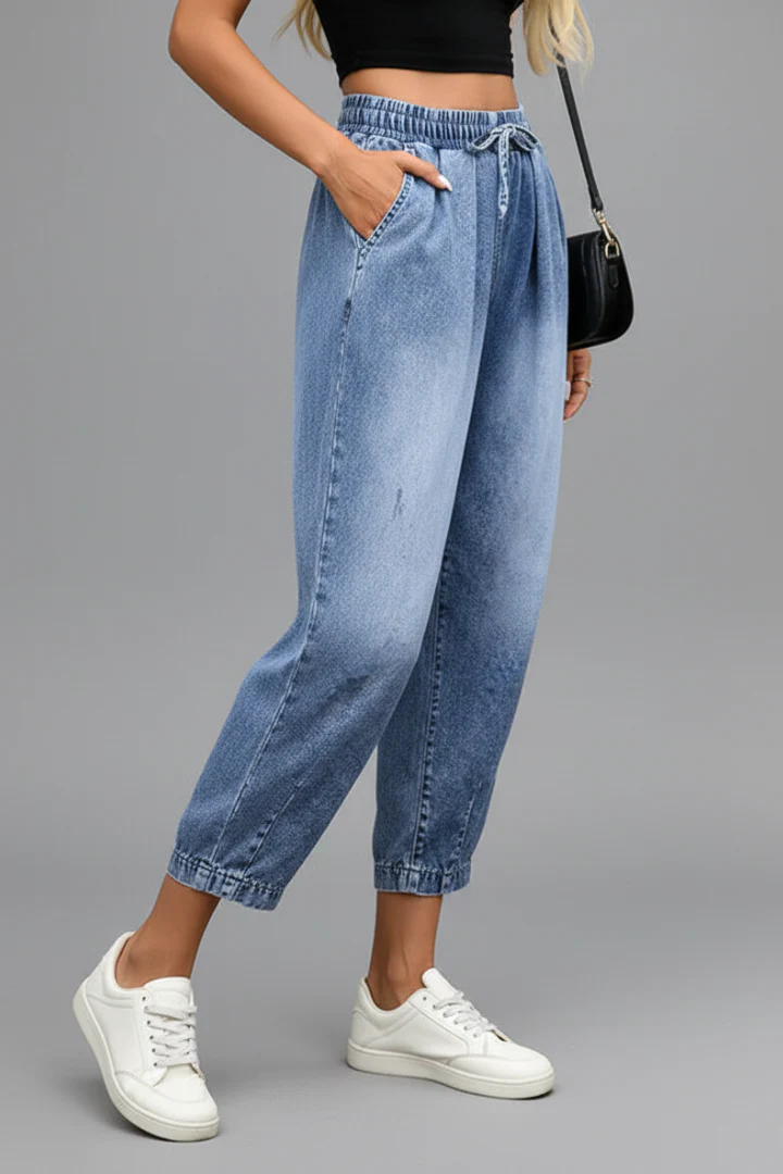 Women’s Cropped Trousers with Drawstring Waist and Pleats - Image 5