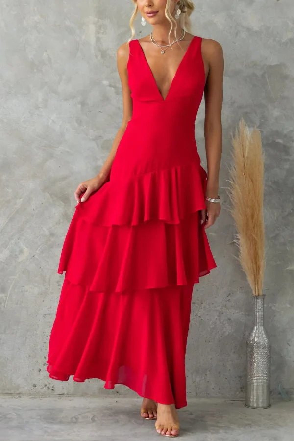Women’s Sleeveless Maxi Dress with Tiered Skirt and Deep V-Neckline - Image 3