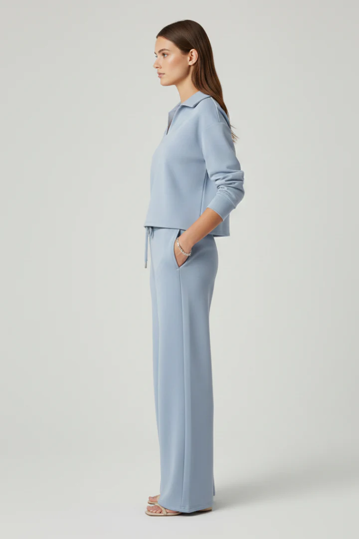 Women’s Two-Piece Set with V-Neck Top and Wide-Leg Pants - Image 3